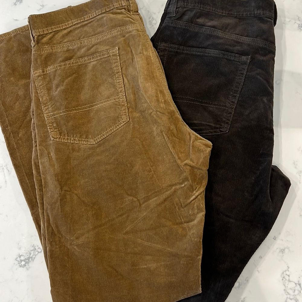 Men’s Kirkland signature corduroy pants dark brown light brown new 34x34